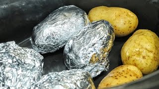 Slow Cooker Baked Potatoes | Tastefully Vikkie
