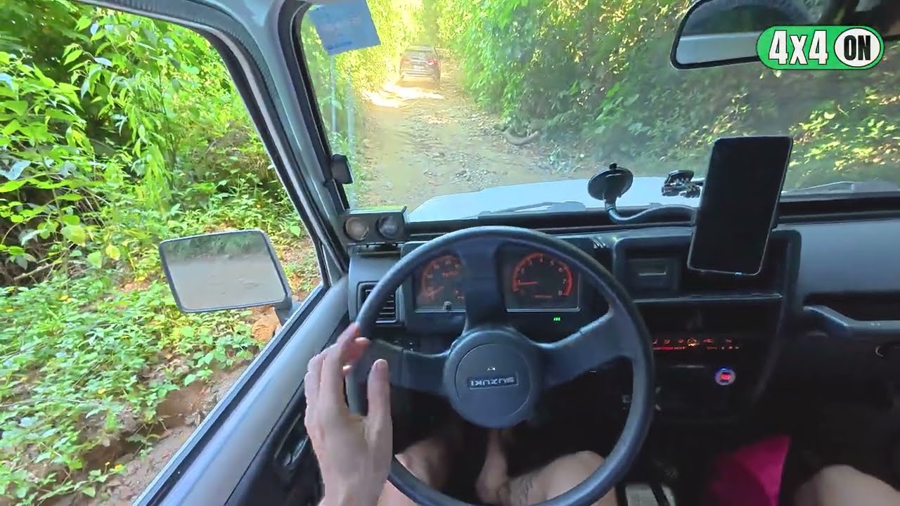POV Suzuki Samurai 1995 | OFF-ROAD (4x4 on) | Estrada Parque dos Castelhanos - Ilhabela - Brazil