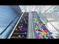 Balls on escalator 20  blender rigid body simulation