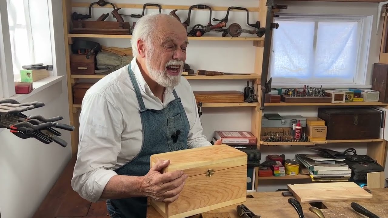 30. A Butt-Joint Box