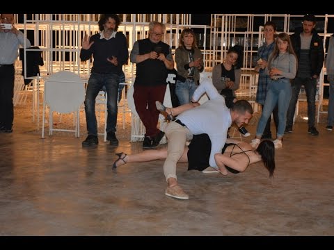 Video: Tango Argjentinase - Zgjidhja E Problemeve Në Dyshe