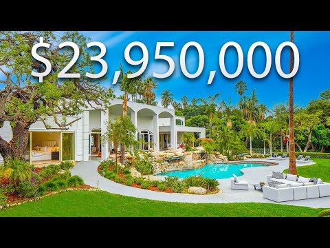 Inside A LUXURIOUS $23,950,000 Modern Tropical Mansion | Mansion Tour