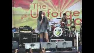 Download lagu VIERRA Dampalcom 02 Vierra Terbang for 50 Tahun SMAN I KENDAL