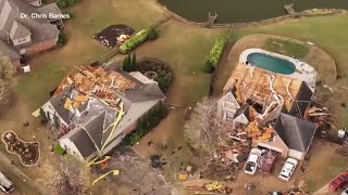 At least 4 dead in severe storms battering US south and Midwest