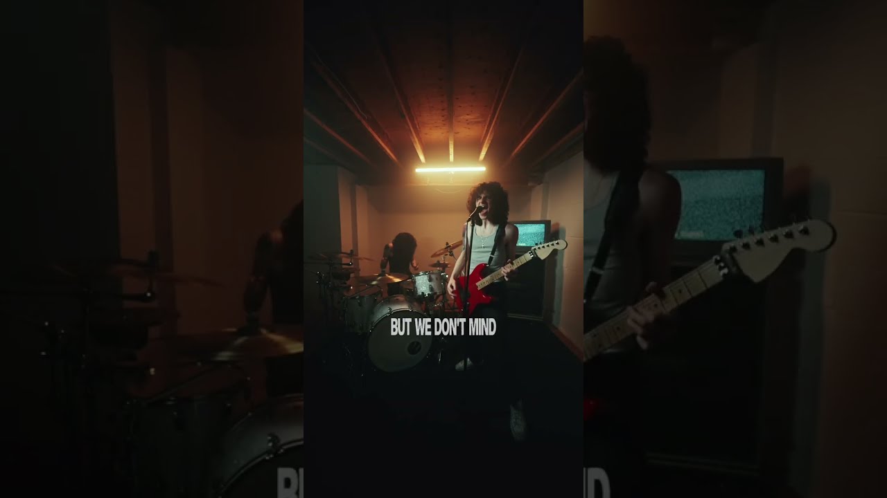 Intruder 424 - Eats You Up (Official Lyric Video)