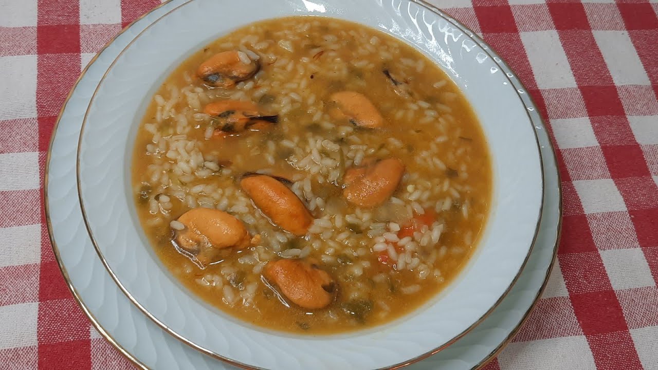 Arroz caldoso con mejillones.