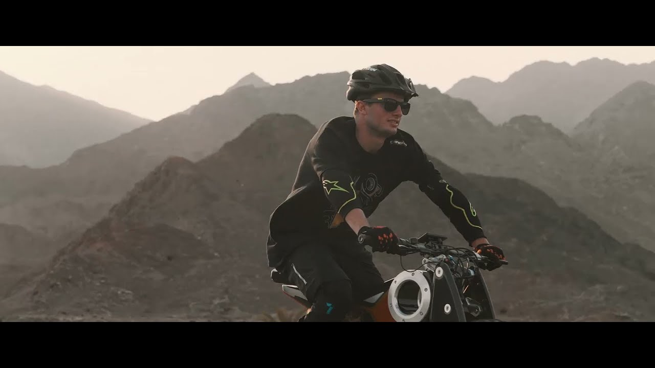 ULTRA CARBON by Moto Parilla