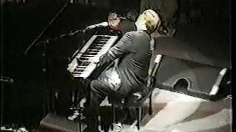 Elton John "Border Song"  Peoria 1999