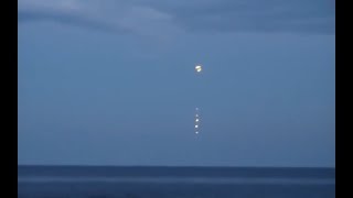 OVNIS EN EL MAR - expulsa esferas brillantes al mar, costa de Letonia, Enero 2017