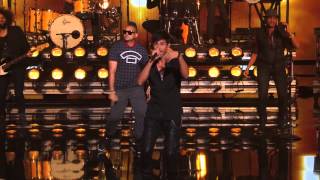 Enrique Iglesias and Sean Paul Get the Crowd Going With  Bailando    America's Got Talent 2014 Resimi