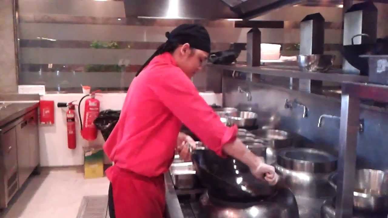 Wok Cook Shanghai Beef Noodle Wok Demo YouTube