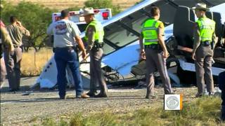 Texas schol mourns student killed in bus crash