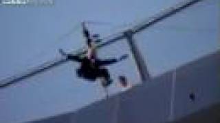 Bob Bransons Stunt At The Palms