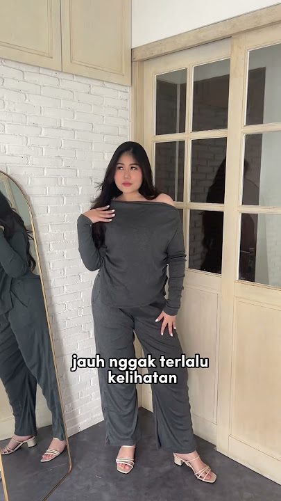 BH Tips Supaya Gak Melorot Pake Baju Sabrina || How To Hide Your Bra Strap || Strapless Bra Tips