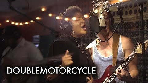 Frederick One Take - DoubleMotorcycle