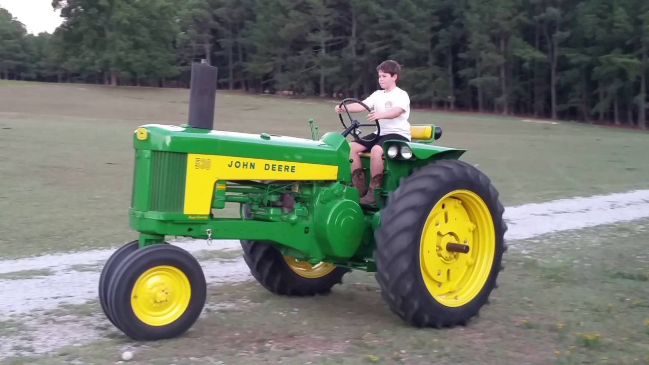 John Deere 530