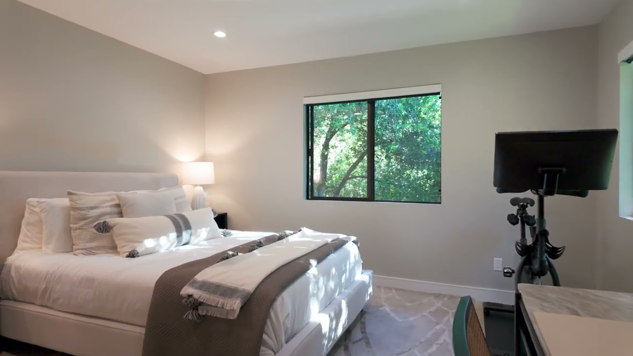 Real Estate Showcase