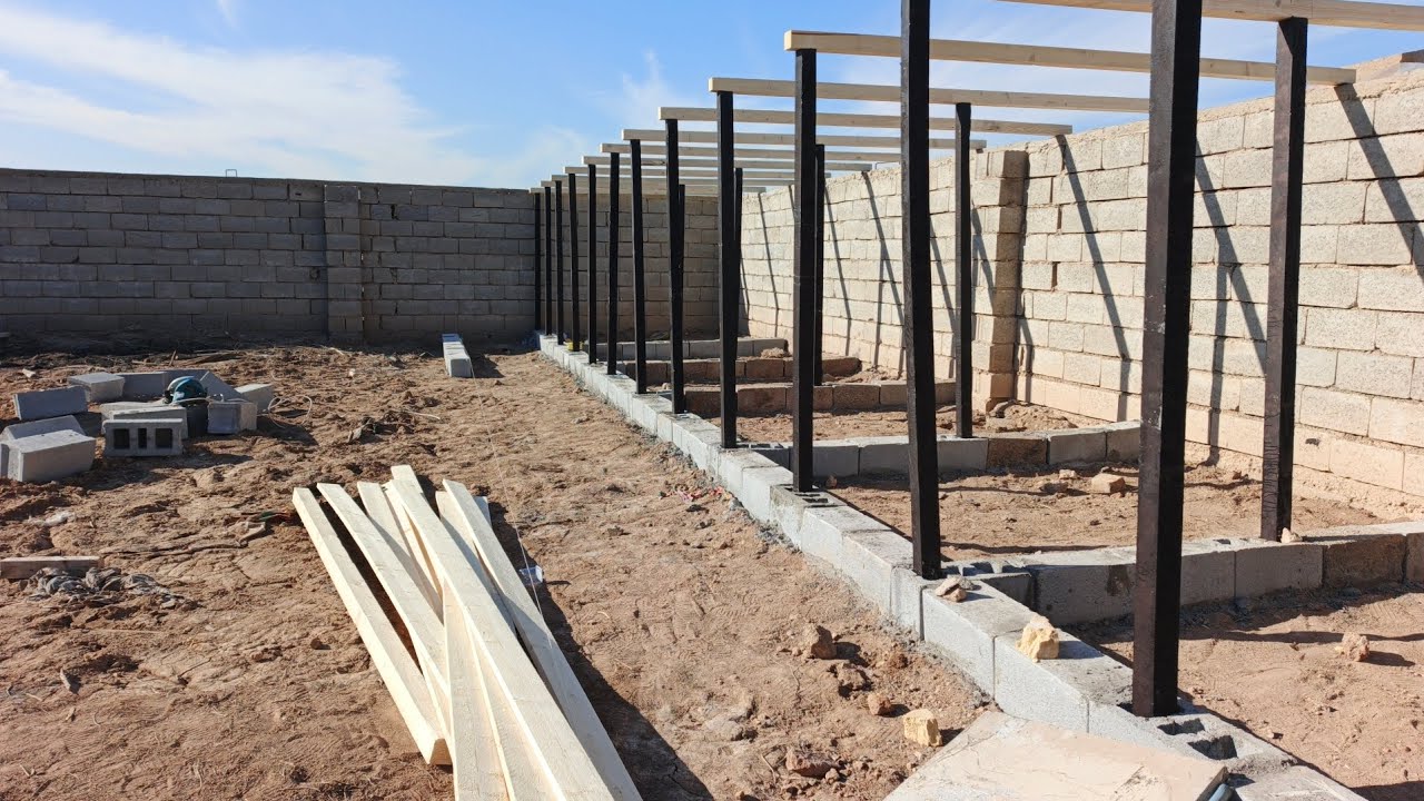  بناء ٧ أقفاص لتربية الدجاج والطيور من الصفر من شراء الخشب إلى اكتمال القواطع فديو (١٠) 