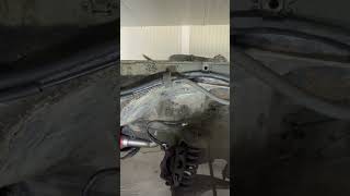 Chwila przed tragedią #blacharka #diy #190d #automobile #mechanik #dc