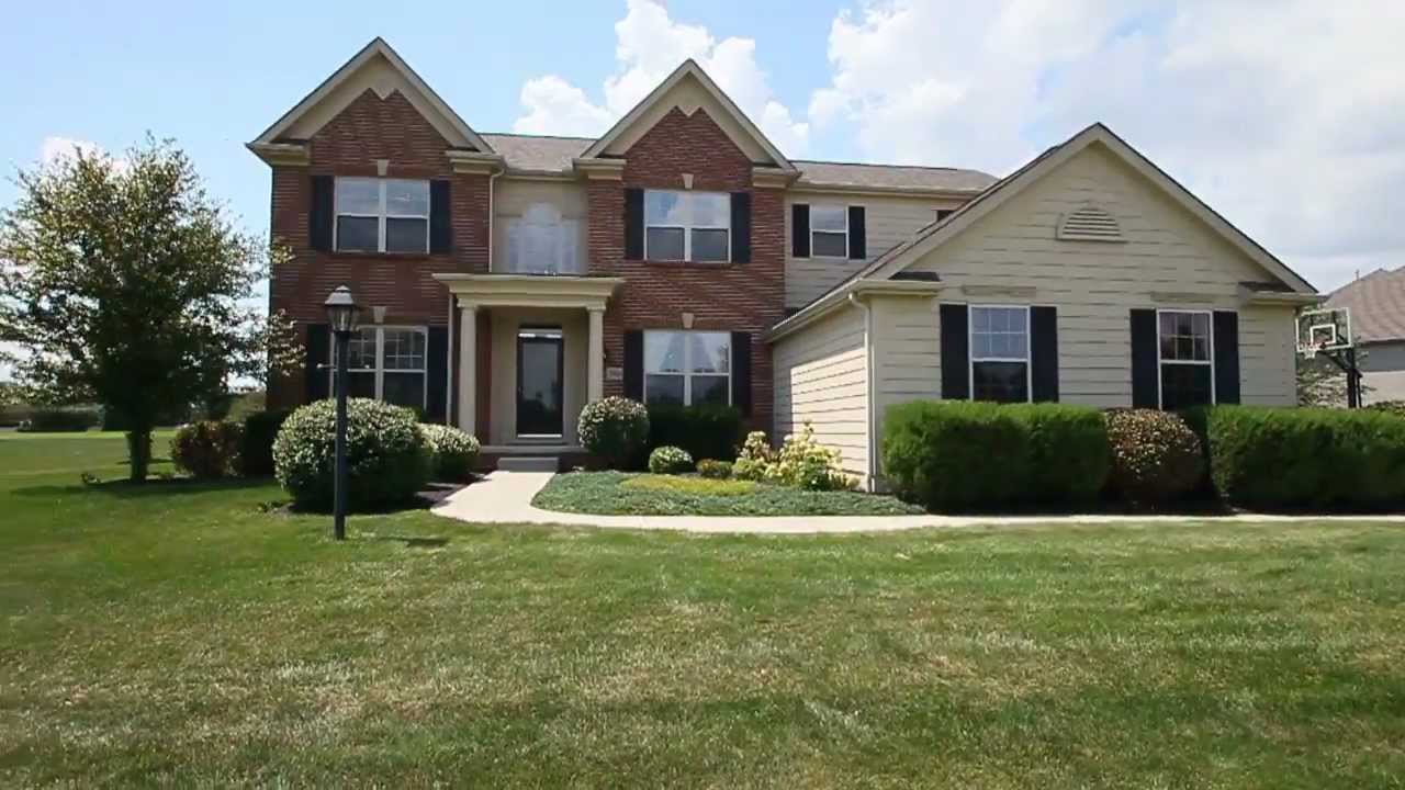 Homes for sale in Lewis Center, Ohio 43035 - 2940 Pebble Drive - Exterior