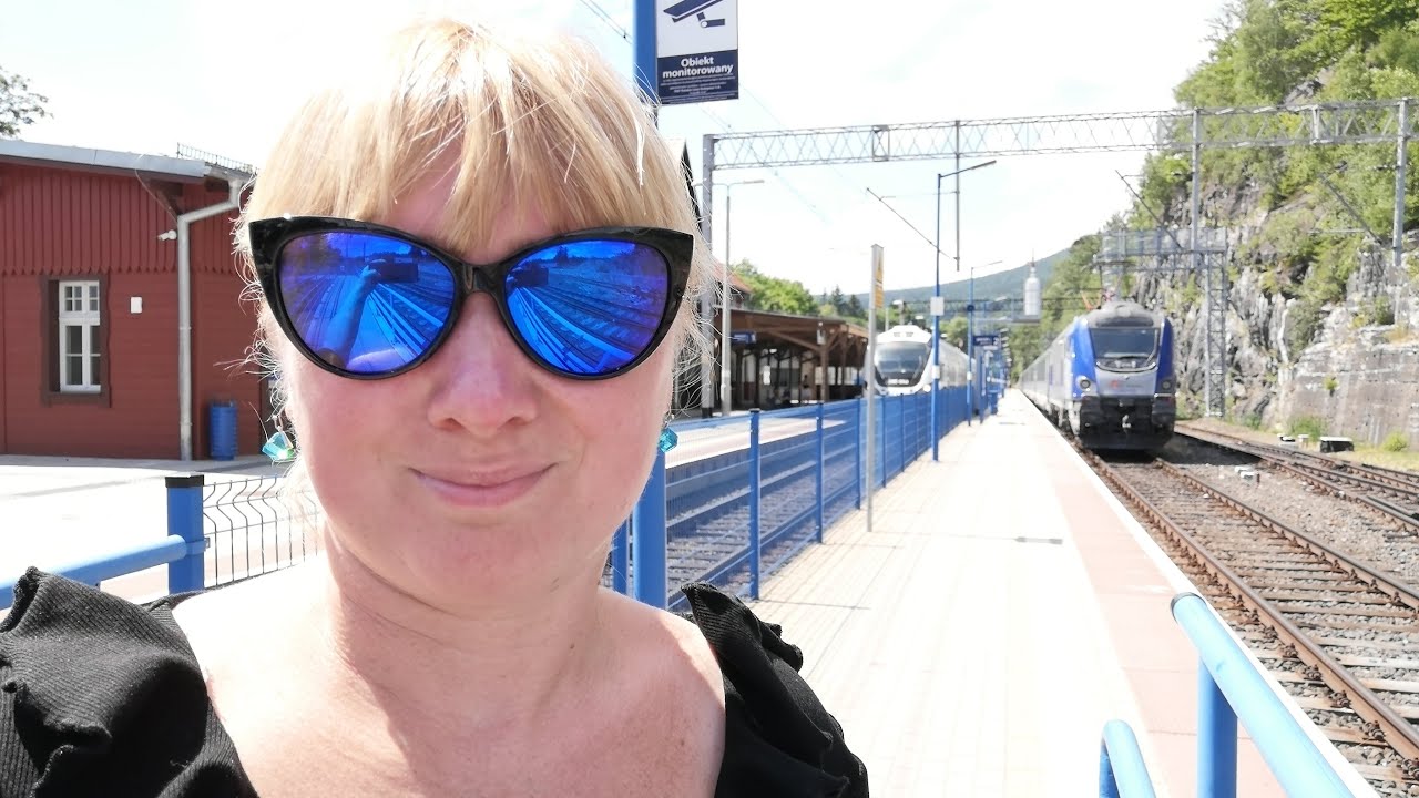 Stacja SZKLARSKA PORĘBA