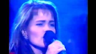Belinda Carlisle - I Get Weak