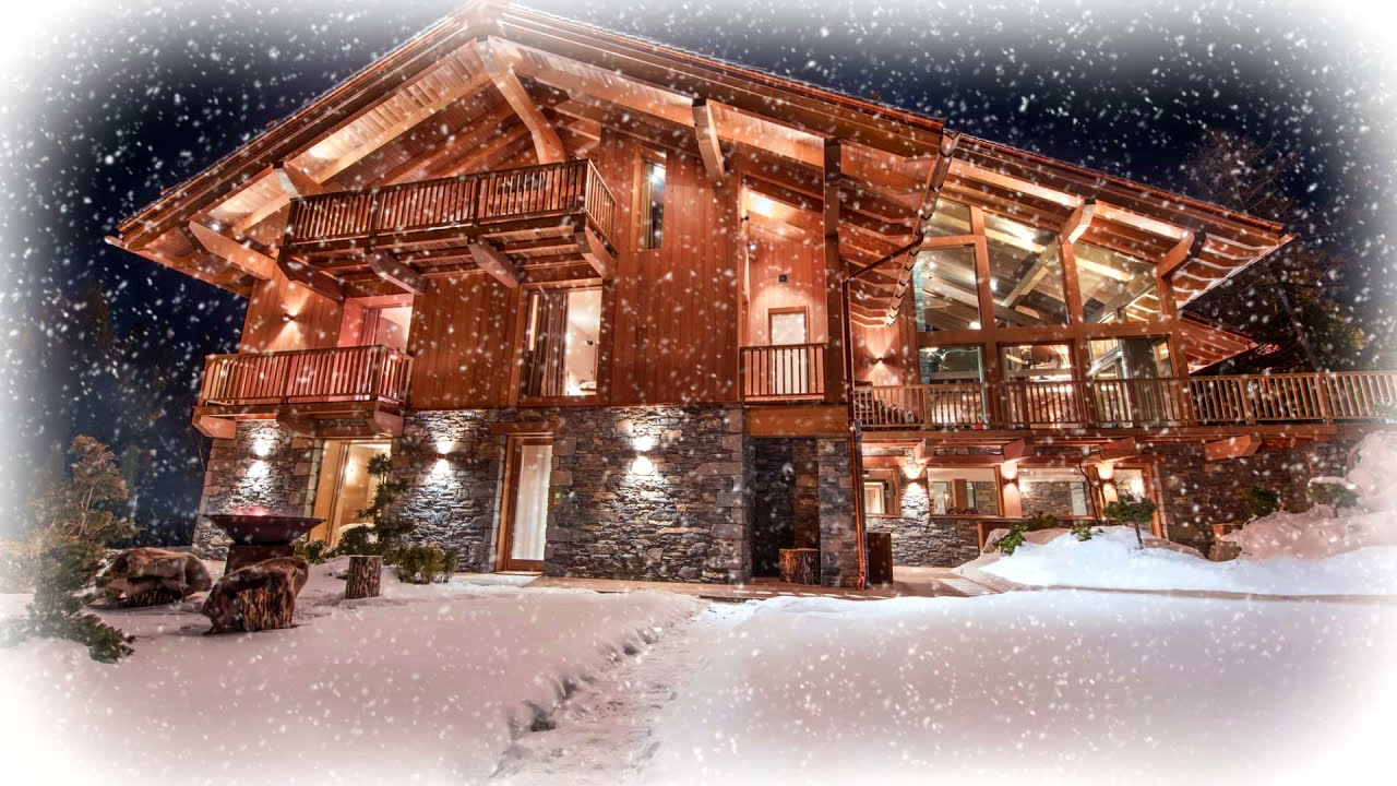 La toata casa-i lumina - Colinde noi 2019 - YouTube