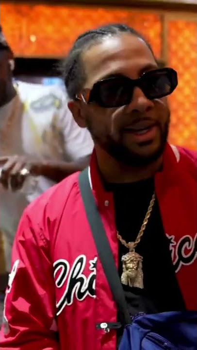 Westside Gunn pulled up and gifted Stove God Cook$ “New Stove Jesus piece!! Dope moment!!!