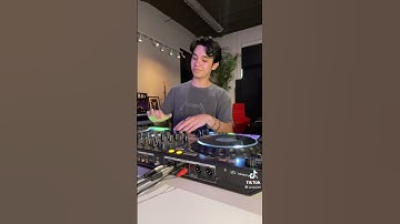Thumbnail of Meet me at the hotel (remix) -Tiktok