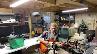 Download Lagu Halloween - Novo Amor (Cover) MP3