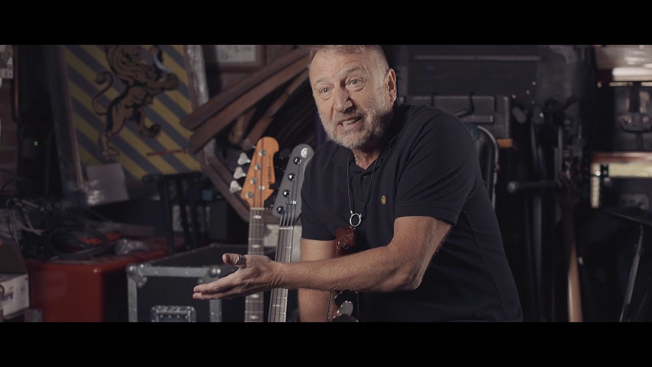 Peter Hook  Relationship with Yamaha BB 