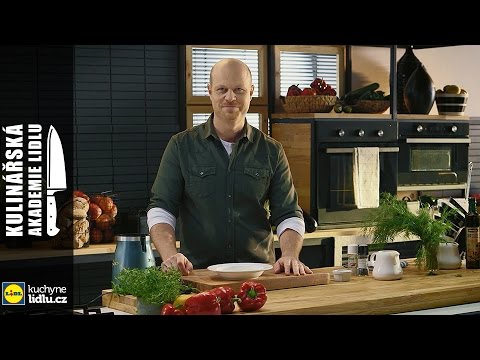 Video: Jak Připravit Jogurtovou A Okurkovou Polévku