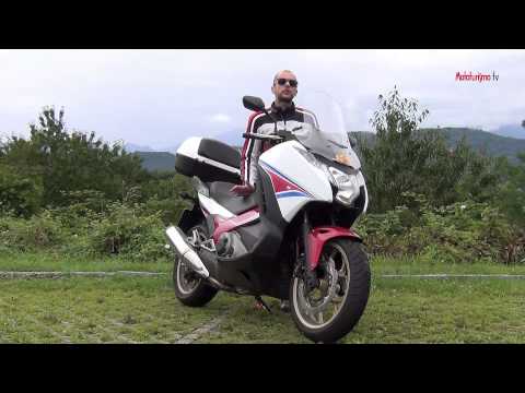 Honda Nc750x Dct E Integra 750 Dct Il Video Della Nostra Prova