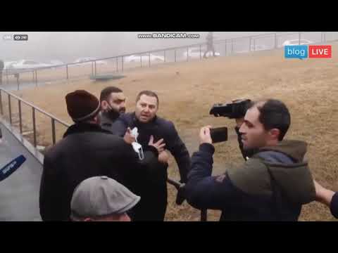 "Նիկոլ, բոզի տղա, ուր տարար քրոջս տղուն արա.."