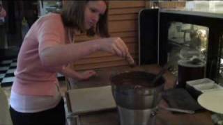 Rediscover Mid-Valley: Making Cannoli