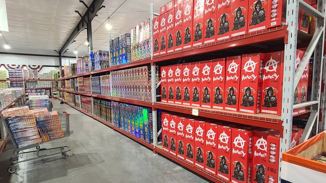 Artillery Shells Part 2!! at the Fireworks Superstore in Hannibal MO