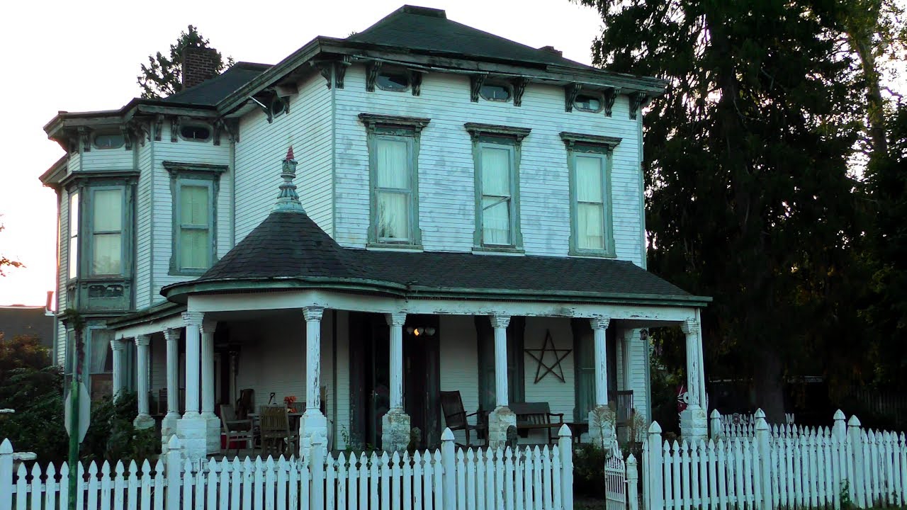 OVERNIGHT in a HAUNTED HOUSE: The Asher Walton Experience!