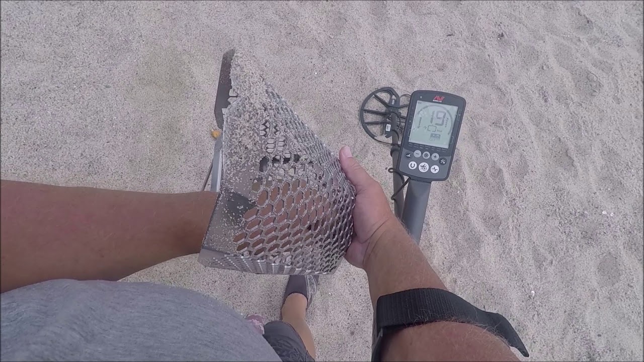 Beach Metal Detecting RINGS 7/16/18 YouTube