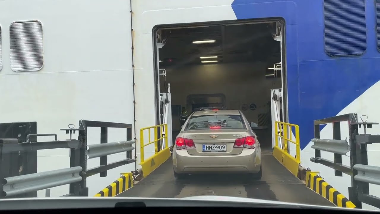 Ajaen laivaan - Eckerö Line M/s Finlandia Helsingistä Tallinnaan