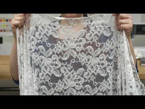 Mood Fabrics 306036 White Scallop-Edged Stretch Lace