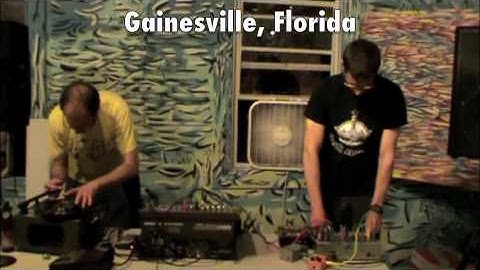 Chefkirk & Ironing part 2 Action Research 52 no input mixer plus turntablism and tapes noise improv