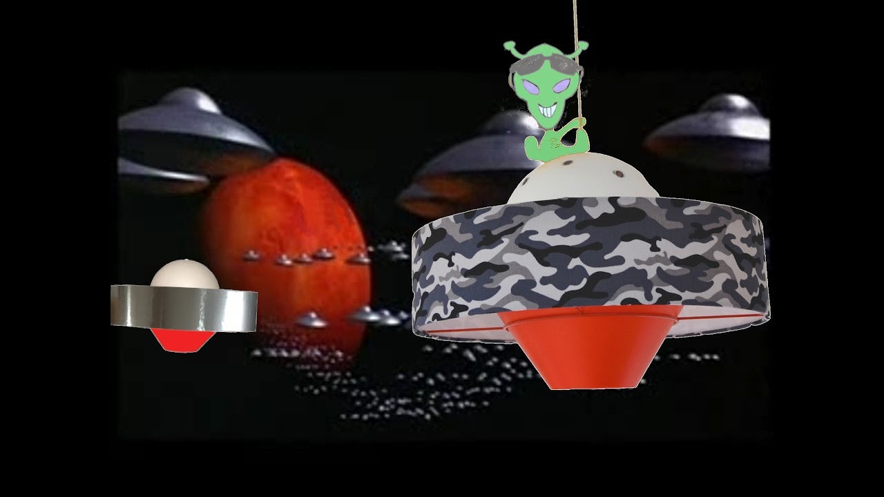 Suspension soucoupe martienne - luminaire design space age