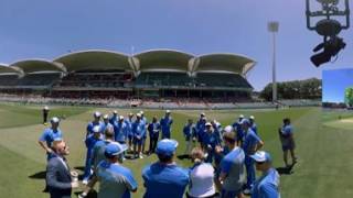 360: The Aussie huddles
