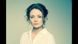 «Как же Вы похожи!»: Карина Разумовская поразила Сеть фотографией со своими “сестрами” «Как же Вы похожи!»: Карина Разумовская поразила Сеть фотографией со своими “сестрами”