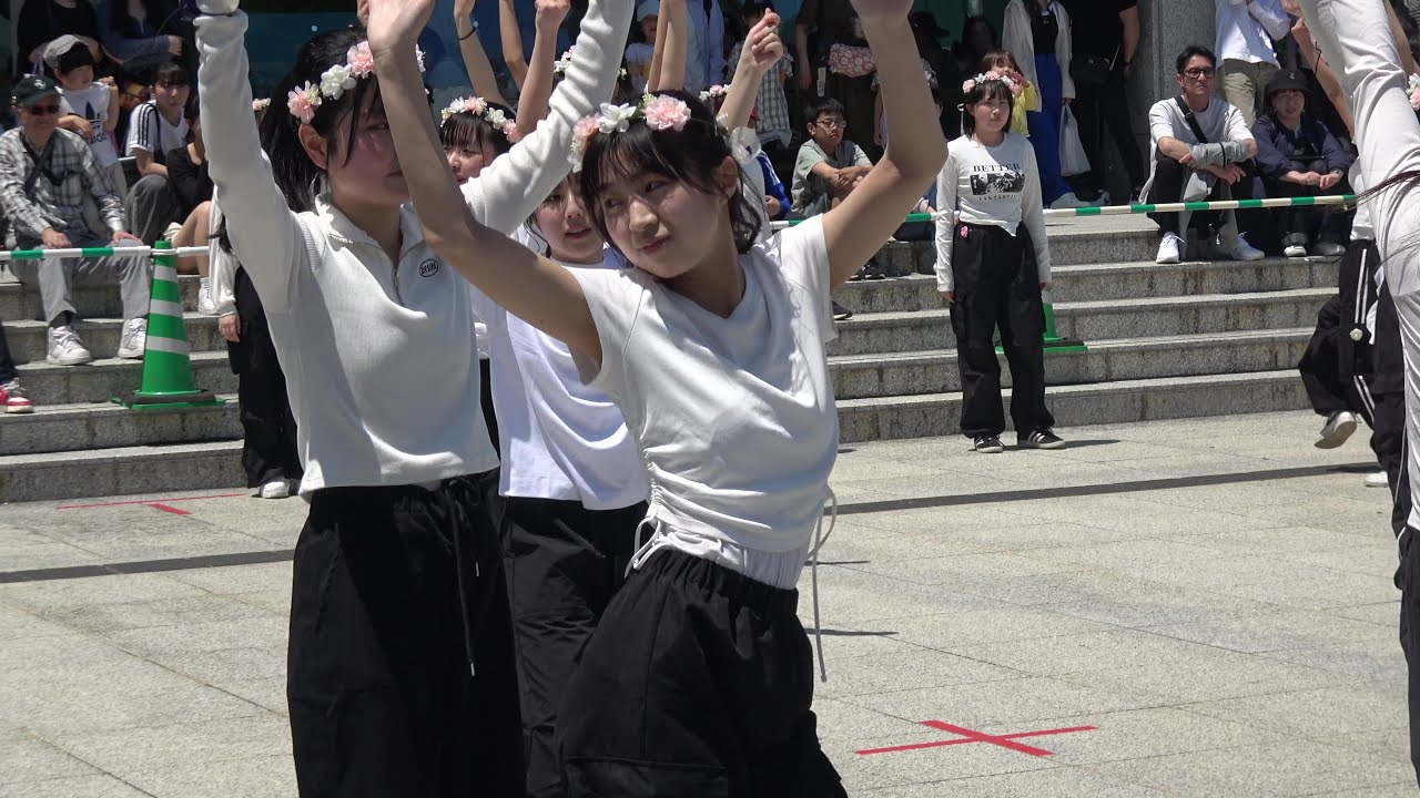 女子高生ダンス部 圧巻でかわいいダンス　①　[4K]