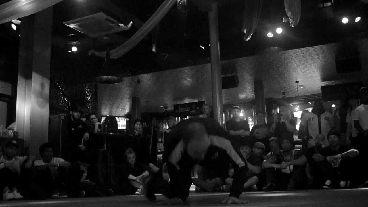 Simon (Team Shmetta) vs ChazB (Stance) - Top 16 Boom Bap And Breaks 2018