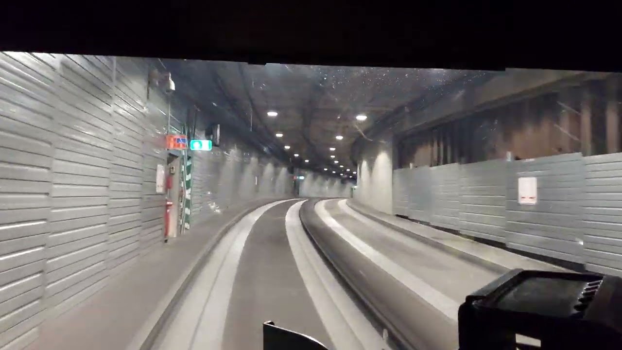 O-Bahn Tunnel filmed with Samsung Galaxy A22