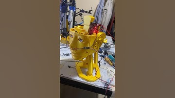 Programming Robot 🤖 head #qatar #robot #doha #engineering #explorepage✨ #explorepage✨ #qatar🇶🇦