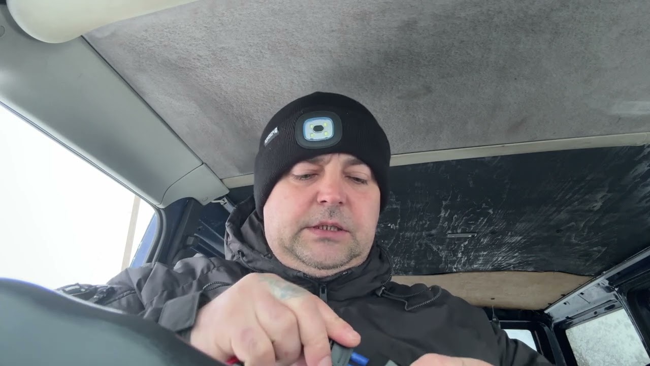 Запуск  т4 в -13 слабый АКБ В ПОМОЩЬ ПРИШЕЛ павэр старт