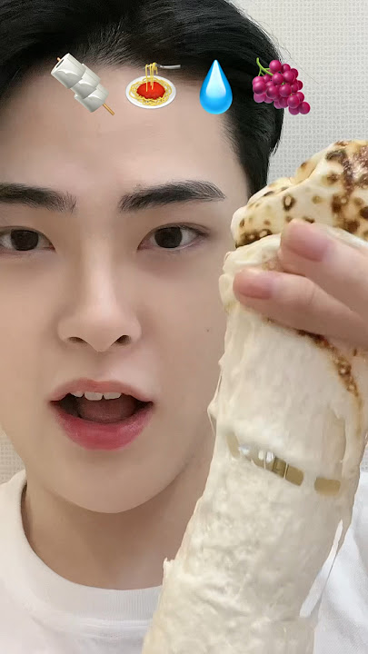 Eat emoticons in order